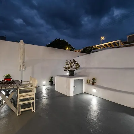 Casa Maritina Private Villa Fira (Santorini)